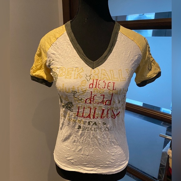 NWT Diesel T-Shirt Snake print, wrinkle design. Tight fitted Medium - Picture 1 of 8